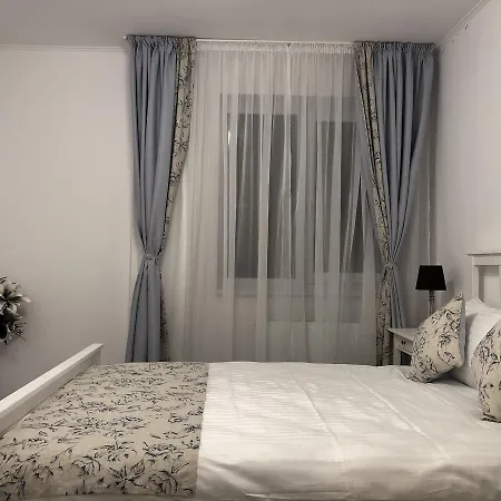 Florela Apartman *